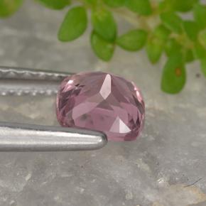 Grenat malaya rose naturelle coupe coussin, 0,76 ct, VVS-VS