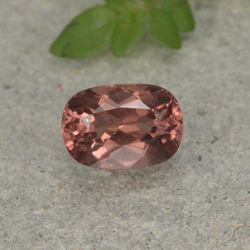 Grenat malaya rose naturelle coupe coussin, 0,86 ct, VS