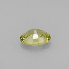 Petit Grenat Vert jaunâtre naturelle Coupe ovale, 1.15 ct, VS