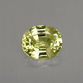 Petit Grenat Vert jaunâtre naturelle Coupe ovale, 1.34 ct, VVS