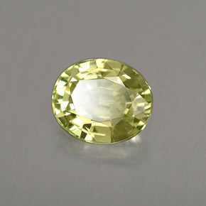 Petit Grenat Vert jaunâtre naturelle Coupe ovale, 1.34 ct, VVS