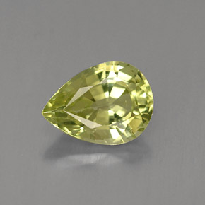 Petit Grenat Vert jaunâtre naturelle En forme de poire, 1.29 ct, VS
