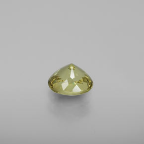 Petit Grenat Vert Doré naturelle Coupe ovale, 1.21 ct, VS
