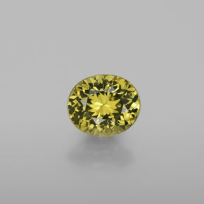 Petit Grenat Vert Doré naturelle Coupe ovale, 1.40 ct, VVS-VS