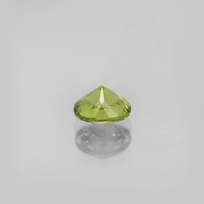 Grenat du mali vert naturelle coupe ovale, 0,79 ct, VS