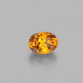 Petit Grenat Jaune verdâtre naturelle Coupe ovale, 0.59 ct, VS