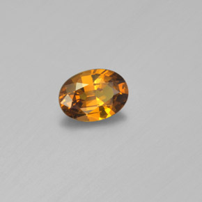 Petit Grenat Vert Doré naturelle Coupe ovale, 0.84 ct, VVS