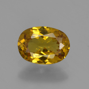 Petit Grenat Vert Doré naturelle Coupe ovale, 0.71 ct, VVS