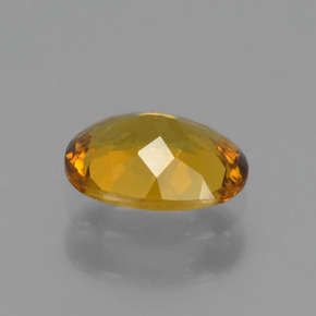 Petit Grenat Vert Doré naturelle Coupe ovale, 0.71 ct, VVS