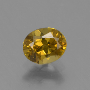 Petit Grenat Vert Doré naturelle Coupe ovale, 0.54 ct, VVS