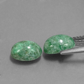 Achetez naturel ct vert maw-sit-sit gems, coupe ovale, en provenance myanmar (birmanie) chez gemselect. en stock, livraison internationale!