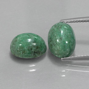Achetez naturel ct vert maw-sit-sit gems, coupe ovale, en provenance myanmar (birmanie) chez gemselect. en stock, livraison internationale!