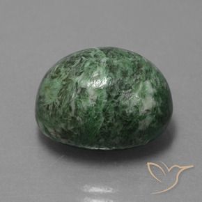 Maw-Sit-Sit Vert terreux naturelle ovale, 17.19 ct, Opaque