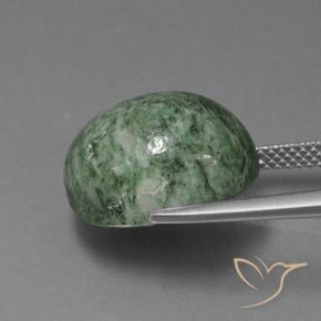 Maw-Sit-Sit Vert terreux naturelle ovale, 16.43 ct, Opaque