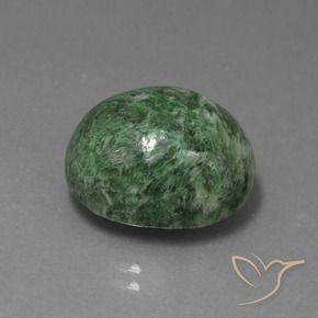 Maw-Sit-Sit Vert moyen naturelle ovale, 14.41 ct, Opaque
