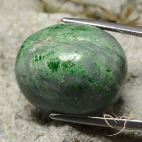 Maw-Sit-Sit Vert foncé naturelle ovale, 35.77 ct, Opaque