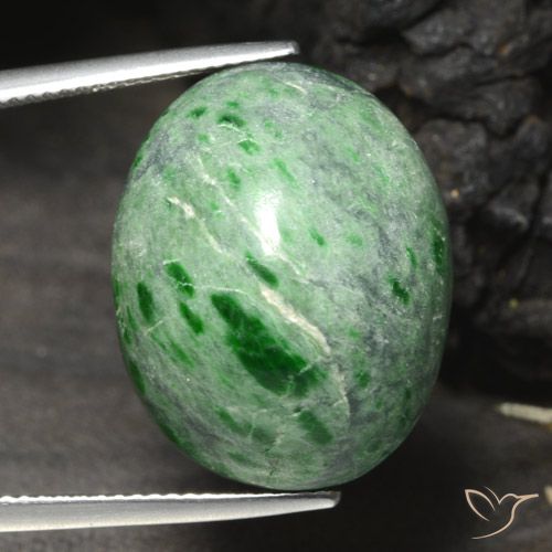 29.35ct Naturel Vert moyen Maw-Sit-Sit, ovale, Opaque