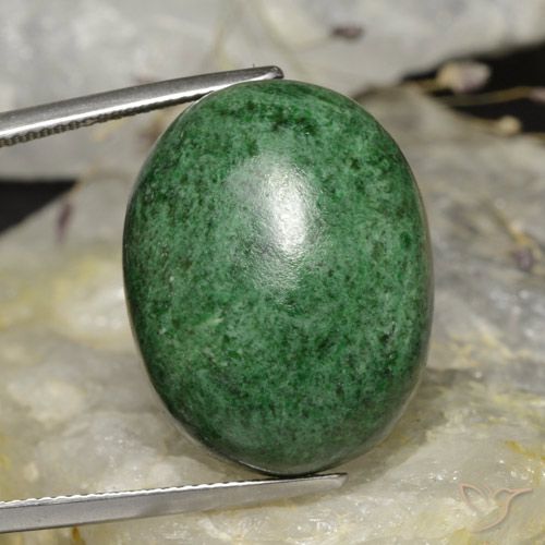 42.08ct Naturel Vert foncé Maw-Sit-Sit, ovale, Opaque