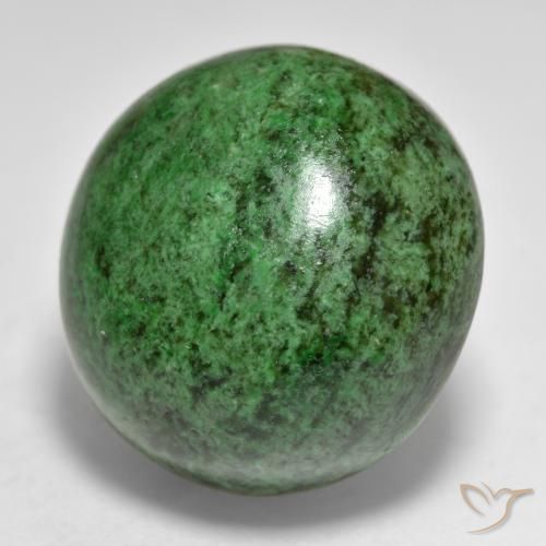 Maw-Sit-Sit Vert foncé naturelle Tour, 34.00 ct, Opaque