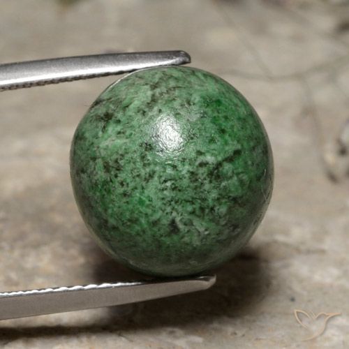 13.76ct Naturel Vert pin pâle Maw-Sit-Sit, Tour, Opaque
