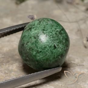 Maw-Sit-Sit Vert pin pâle naturelle Tour, 13.76 ct, Opaque