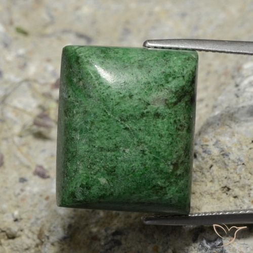 34.18ct Naturel Vert foncé Maw-Sit-Sit, Baquette, Opaque