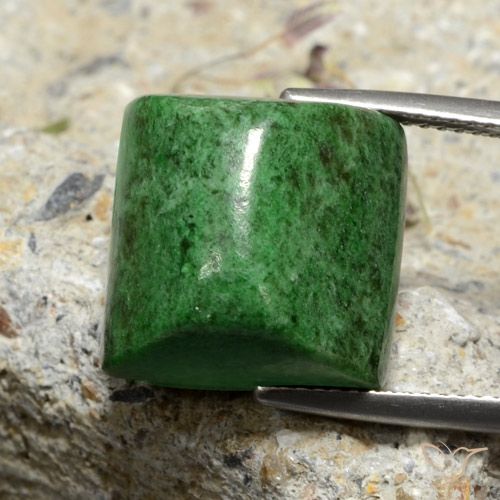 23.44ct Naturel Vert foncé Maw-Sit-Sit, Carré, Opaque