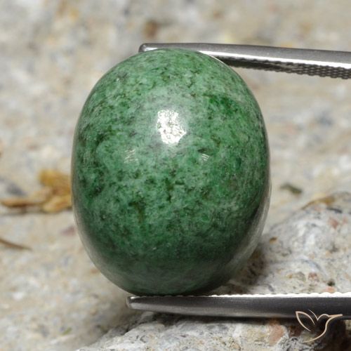 29.05ct Naturel Vert pin pâle Maw-Sit-Sit, ovale, Opaque