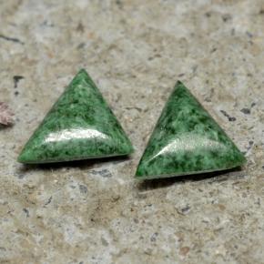 Achetez naturel 2,03ct vert maw-sit-sit gems, trillion, en provenance myanmar chez gemselect. en stock, livraison internationale!