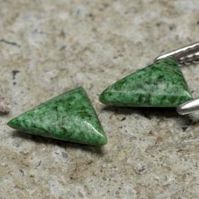 Achetez naturel 2,03ct vert maw-sit-sit gems, trillion, en provenance myanmar chez gemselect. en stock, livraison internationale!