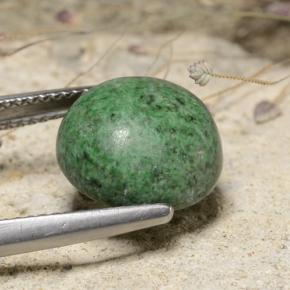 Maw-sit-sit vert naturelle coupe roude, 7,20 ct, opaque