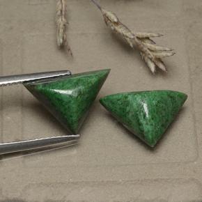 Achetez naturel 7,46ct vert maw-sit-sit gems, trillion, en provenance myanmar chez gemselect. en stock, livraison internationale!