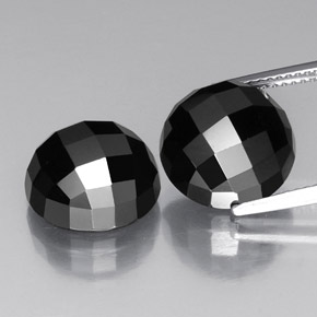 Achetez naturel ct noir mélanite gems, coupe roude, en provenance afrique du sud chez gemselect. en stock, livraison internationale!