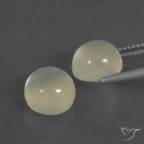 Shop natural 7.25ct Blanc chaud Pierre de lune gems, Tour, from Inde at GemSelect. In stock, global shipping!