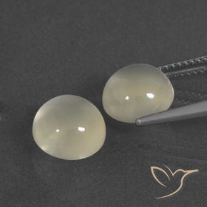 Shop natural 5.98ct Blanc chaud Pierre de lune gems, Tour, from Inde at GemSelect. In stock, global shipping!