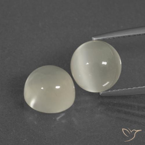 Shop natural 7.04ct Blanc chaud Pierre de lune gems, Tour, from Inde at GemSelect. In stock, global shipping!