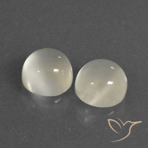Shop natural 7.04ct Blanc chaud Pierre de lune gems, Tour, from Inde at GemSelect. In stock, global shipping!