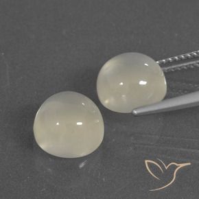 Shop natural 7.04ct Blanc chaud Pierre de lune gems, Tour, from Inde at GemSelect. In stock, global shipping!