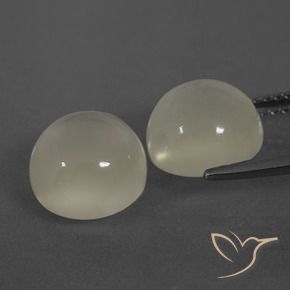 Shop natural 7.14ct Blanc chaud Pierre de lune gems, Tour, from Inde at GemSelect. In stock, global shipping!