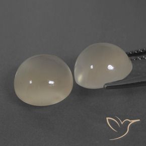 Shop natural 6.26ct Blanc chaud Pierre de lune gems, Tour, from Inde at GemSelect. In stock, global shipping!