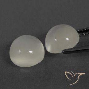 Shop natural 4.67ct Blanc chaud Pierre de lune gems, Tour, from Inde at GemSelect. In stock, global shipping!