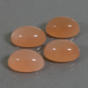 Achetez naturel 15,19ct orange pierre de lune gems, coupe ovale, en provenance inde chez gemselect. en stock, livraison internationale!