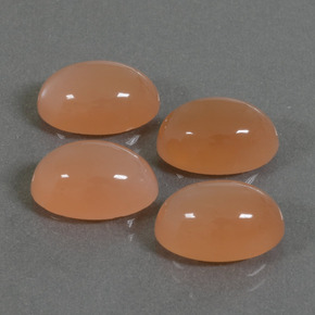 Achetez naturel 15,19ct orange pierre de lune gems, coupe ovale, en provenance inde chez gemselect. en stock, livraison internationale!