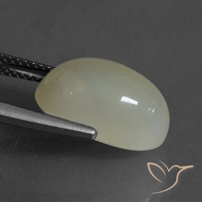 Pierre de lune Jaune verdâtre naturelle ovale, 7.00 ct, Translucide