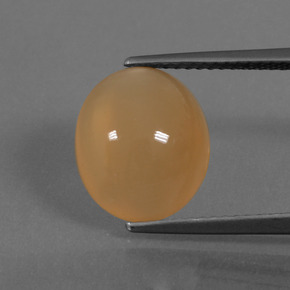 Pierre de Lune Orange moyen-léger naturelle Coupe ovale, 4.60 ct, Translucide
