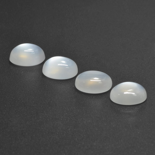 Achetez naturel 5,50ct blanc pierre de lune gems, coupe ovale, en provenance inde chez gemselect. en stock, livraison internationale!