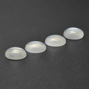 Achetez naturel 4,80ct blanc pierre de lune gems, coupe ovale, en provenance inde chez gemselect. en stock, livraison internationale!