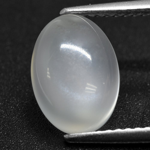 Pierre de lune blanc naturelle coupe ovale, 2,50 ct, translucide