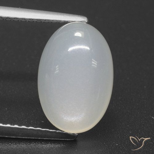 Pierre de lune blanc naturelle coupe ovale, 4,23 ct, translucide