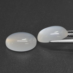 Achetez naturel 6,61ct blanc pierre de lune gems, coupe ovale, en provenance inde chez gemselect. en stock, livraison internationale!